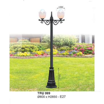 TRỤ 069: Đèn trụ sân vườn chất liệu hợp kim, chao nhựa 2 bóng