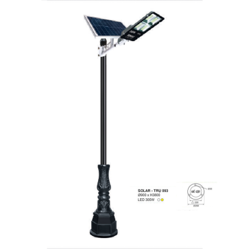 SOLAR - TRỤ 093: Đèn pha trụ sân vườn sử dụng NLMT