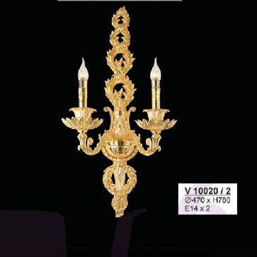 V10020/2: Đèn gắn tường Hợp kim xi màu đồng 2 tay - KT: Ø470mm x H780mm - Bóng đèn nến E14 x 2 bóng