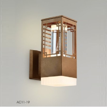 AC 11-19: Đèn gắn tường ngoài trời LED - KT: 150mmx150mm x H230mm - Đèn LED 14W ánh sáng vàng 3000K