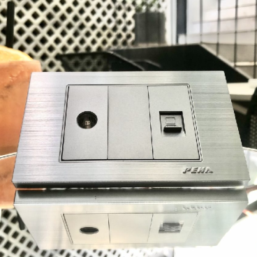 NOVA-AI08: Bộ ổ cắm TV + Internet