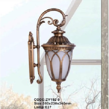 CODE: ZY192-9: Đèn gắn tường ngoài trời - KT: 560mm x 230mm x 340mm - Đèn E27 x 1 bóng
