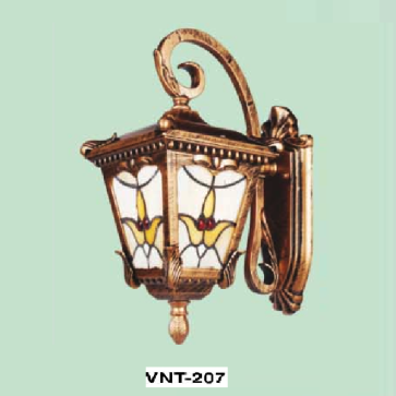 VE - VNT - 207: Đèn gắn tường ngoài trời - KT: L180mm x H340mm - Bóng đèn E27 x 1