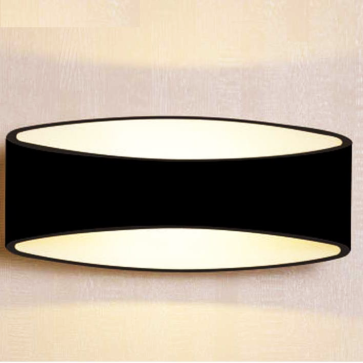 EU - CN - 232: Đèn gắn tường LED - KT: L180mm x W100mm x H80mm - Đèn LED 5W ánh sáng vàng