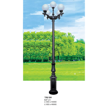 TRỤ 284: Đèn trụ sân vườn chất liệu hợp kim, chao nhựa 5 bóng - Cao 4000mm