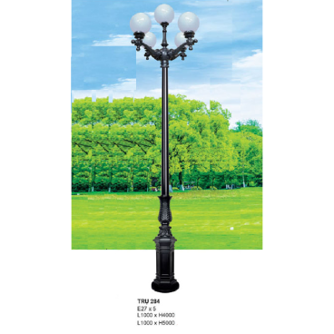 TRỤ 284: Đèn trụ sân vườn chất liệu hợp kim, chao nhựa 5 bóng - Cao 4000mm