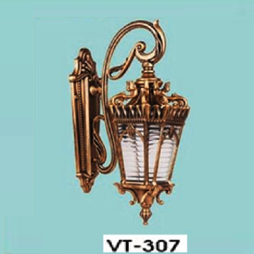 HF - VT - 307: Đèn gắn tường ngoài trời - KT: L230mm x W180mm x H450mm - Bóng đèn E27 x 1