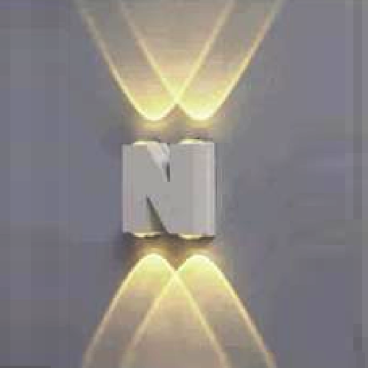 EU - CN - 371: Đèn gắn tường LED - KT: L104mm x W46mm x H115mm - Đèn LED  1W x 4 ánh sáng vàng