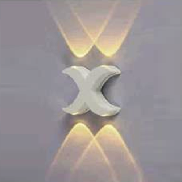 EU - CN - 373: Đèn gắn tường LED - KT: L145mm x W46mm x H121mm - Đèn LED  1W x 4 ánh sáng vàng