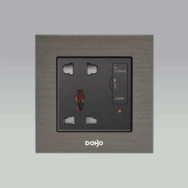 A90X-8033: Bộ ổ cắm 5 chấu +USB