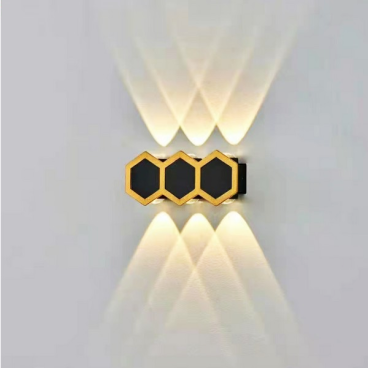 VNT - 6012: Đèn gắn tường ngoài trời -  KT: Ø170mm x H72mm - Đèn LED ánh sáng vàng 3500K