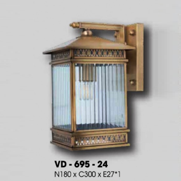 VD - 695-24: Đèn gắn tường ngoài trời - KT: W180mm x H300mm - Bóng đèn E27 x 1 bóng