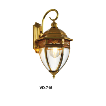 E - VD - 715: Đèn vách ngoài trời đồng - KT: Ø220mm x W250mm x H410mm - Bóng đèn E27 x 1
