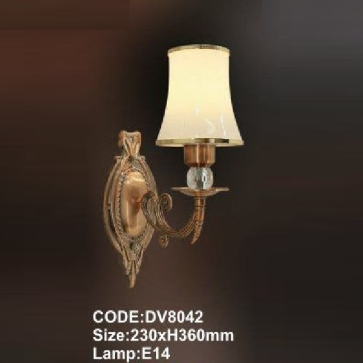 CODE: DV8042: Đèn gắn tường đơn - KT: 230mm x H360mm - Bóng đèn E14 x 1 bóng