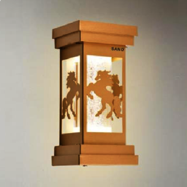 SN - VC 8310: Đèn gắn tường ngoài trời - KT: 100mm x 100mm x H210mm - Đèn LED 7W x 2, ánh sáng đổi 3 màu