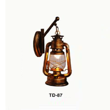 E - TD - 87: Đèn gắn tường ngoài trời - KT: L230mm x H330mm - Bóng đèn E27 x 1