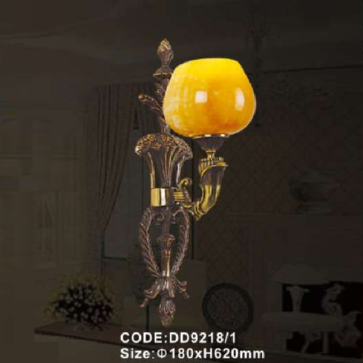 CODE: DD9218/1: Đèn gắn tường đồng chao đá 1 bóng - KT: Ø180mm x H620mm - Bóng đèn E27 x 1 bóng