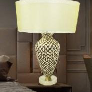 CODE: - HY 68037 : Đèn bàn , KT: Ø450mm*H830mm, Đèn chân E27*1 bóng