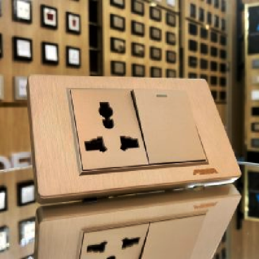 C5-PL3CMA: Contac 1 chiều + ổ cắm đa năng 16A-250V