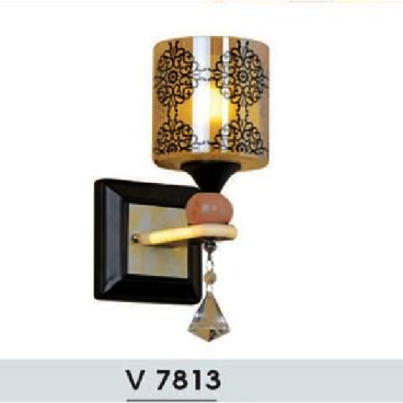 HF - V 7813: Đèn gắn tường đơn - KT: L120mm x H260mm - Bóng đèn E27 x 1 bóng
